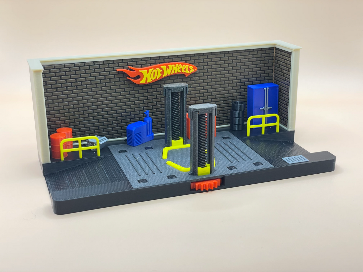 Liftli Garage Diorama - 1:64