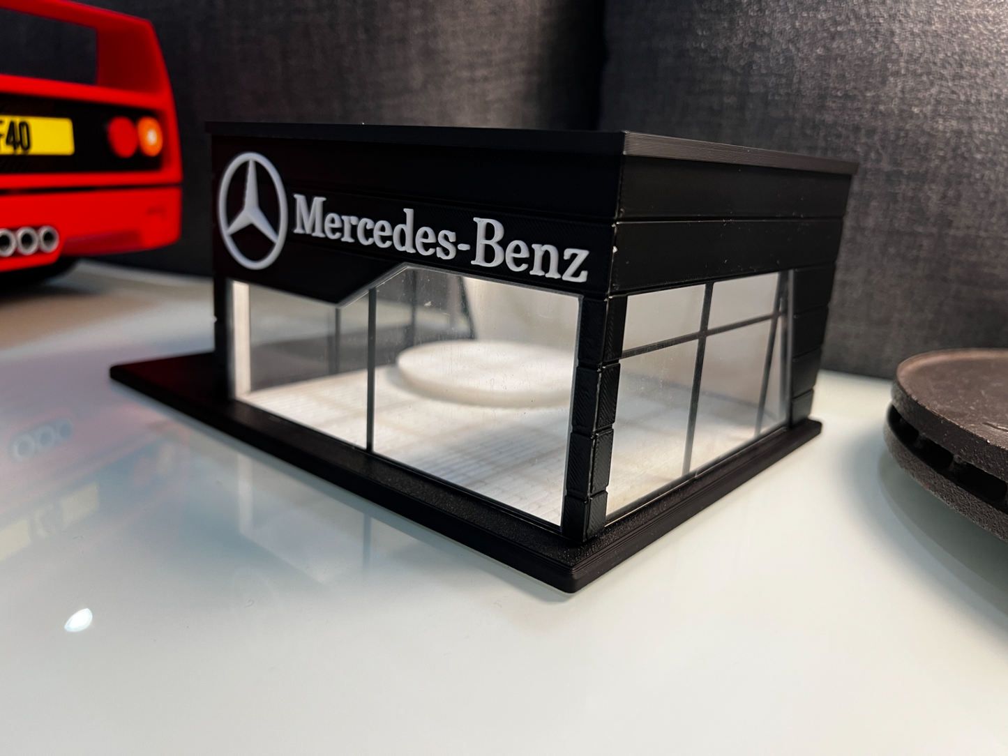 Mercedes Benz Showroom Dioraması – 1:64